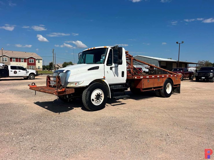 2007-international-durastar-4300-image-1