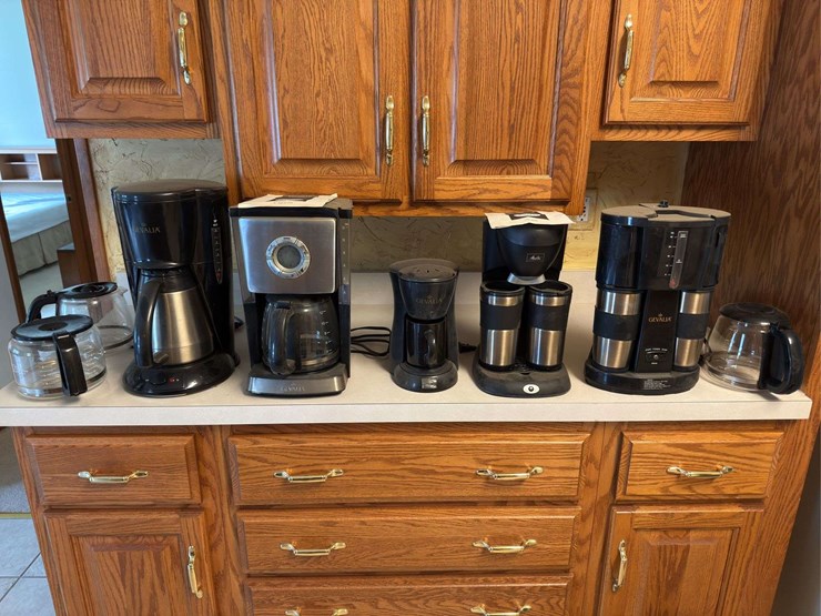older-coffee-makers-image-1