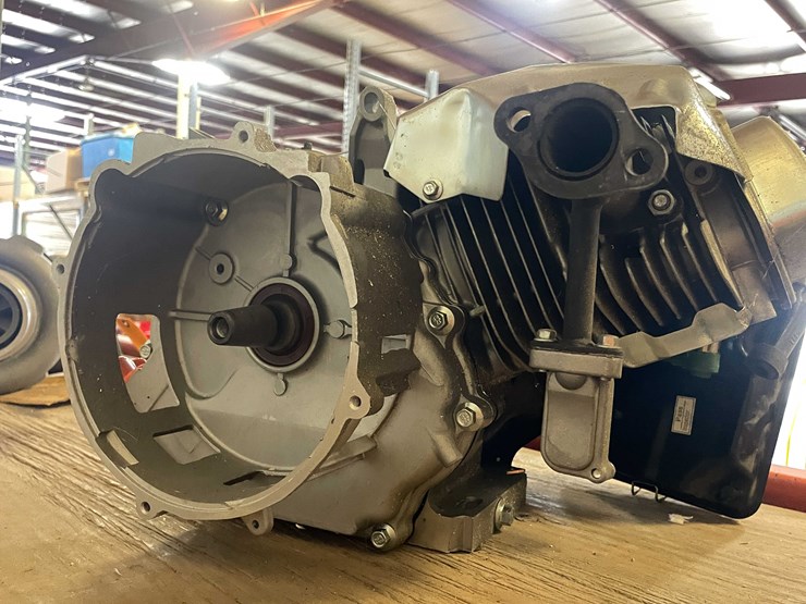 #2133-•-generac-389-engine-(pr3)-image-4