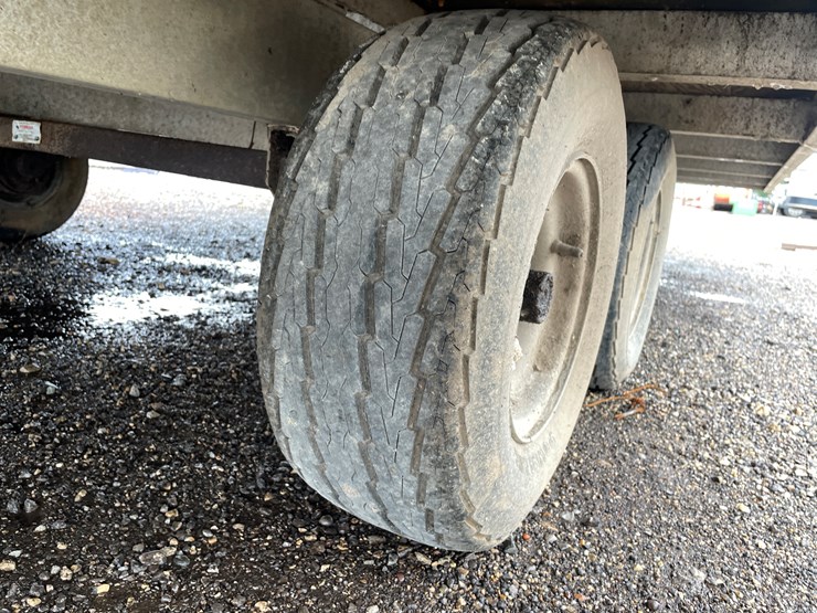 #6349-•-r&r-18'-aluminum-snowmobile-trailer-(no-title)-image-18