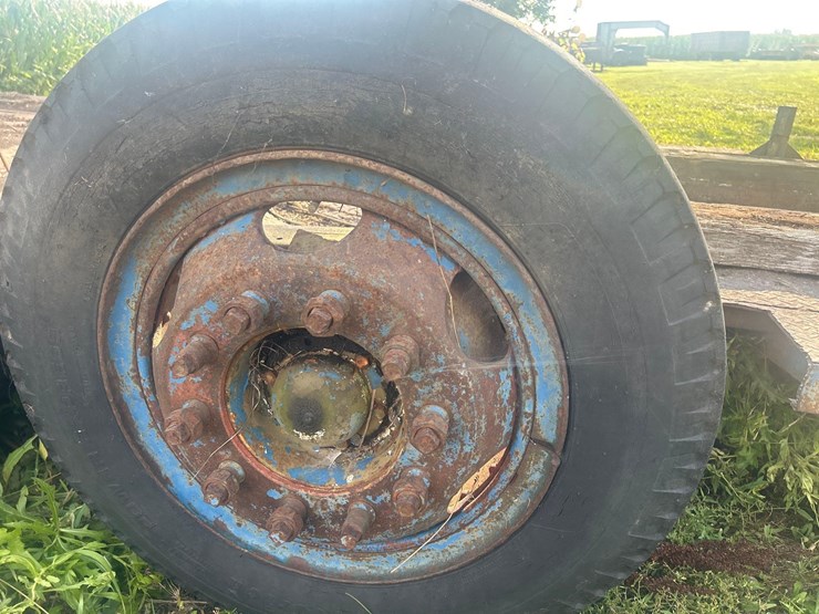 flatbed-trailer-image-9