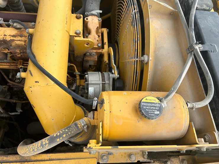 2000-deere-330-lc-image-51