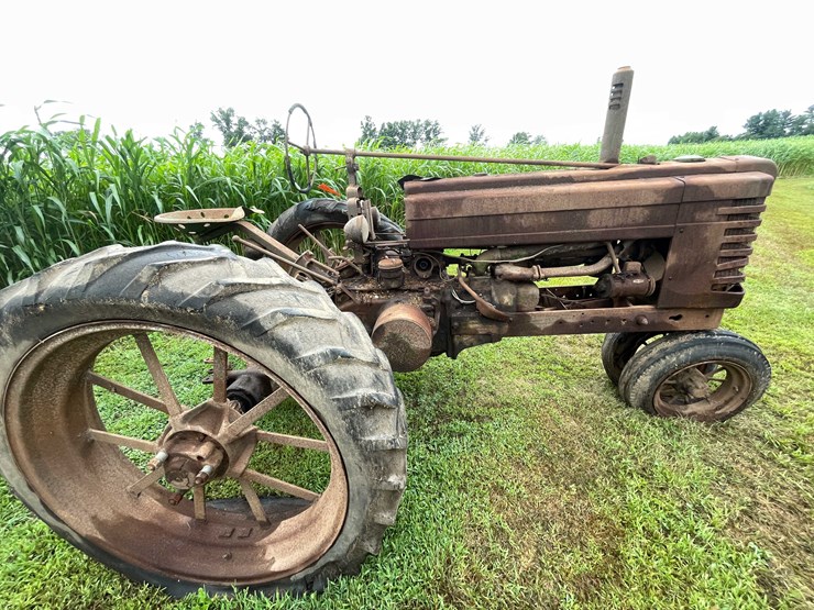 #6682-•-1946-john-deere-parts-tractor-image-6