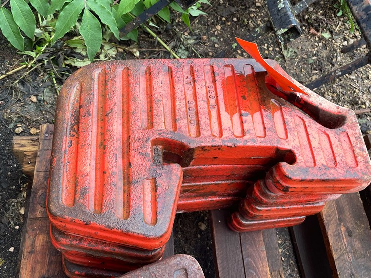 #7483-•-(4)-tractor-weights-image-3