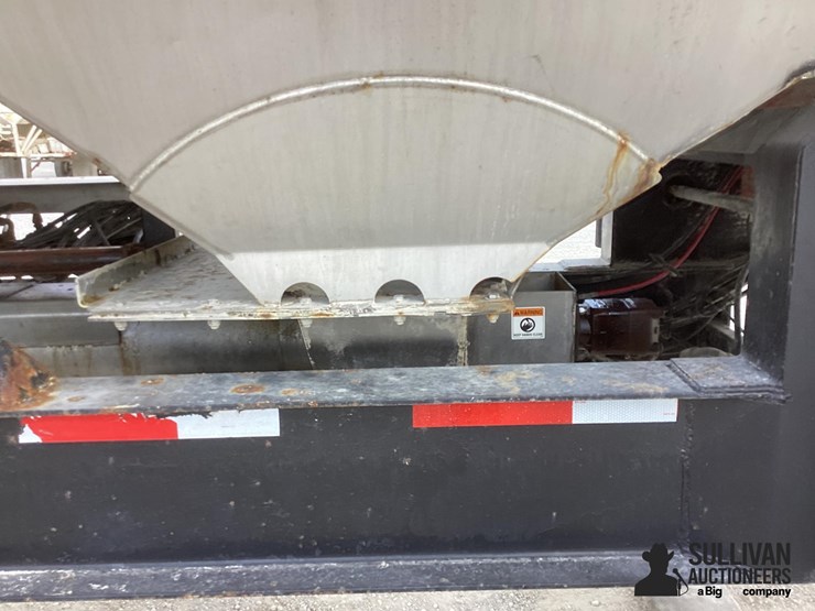 2018-kbh-t/a-fertilizer-trailer-image-20