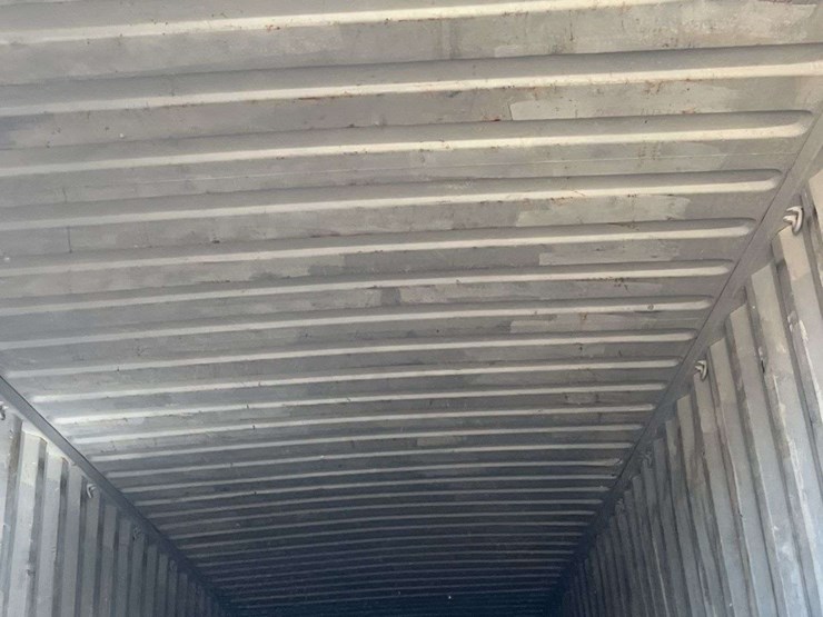 40’-shipping-container-image-27