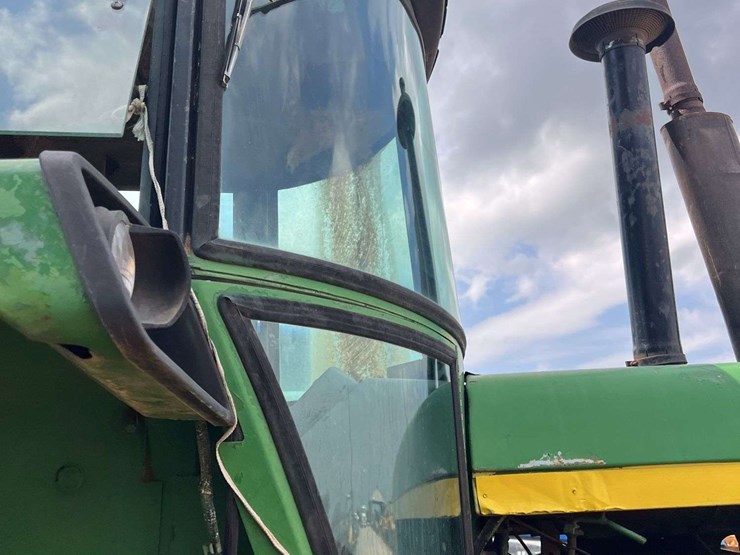 john-deere-4630-image-17