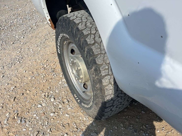 2012-ford-f250-xl-image-26