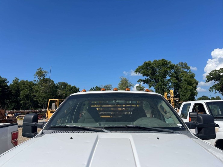 2010-ford-f350-image-10