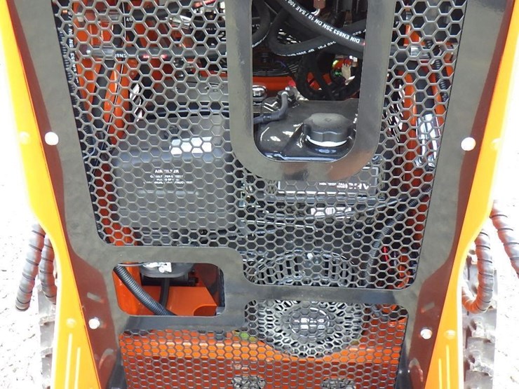 2025-sdlool-sl36c-skid-steer-tracked-loader-image-10