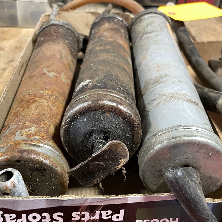 #2119 • (2) Grease Guns and (1) Suction Gun (CW)