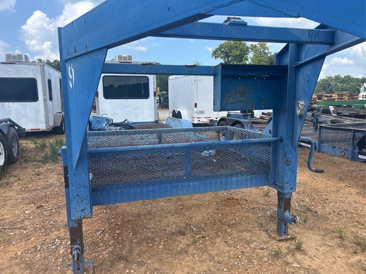 2012-76"-x-20'-t/a-gooseneck-trailer-image-7