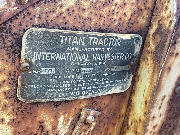 mccormick-deering-titan-10-20-image-53