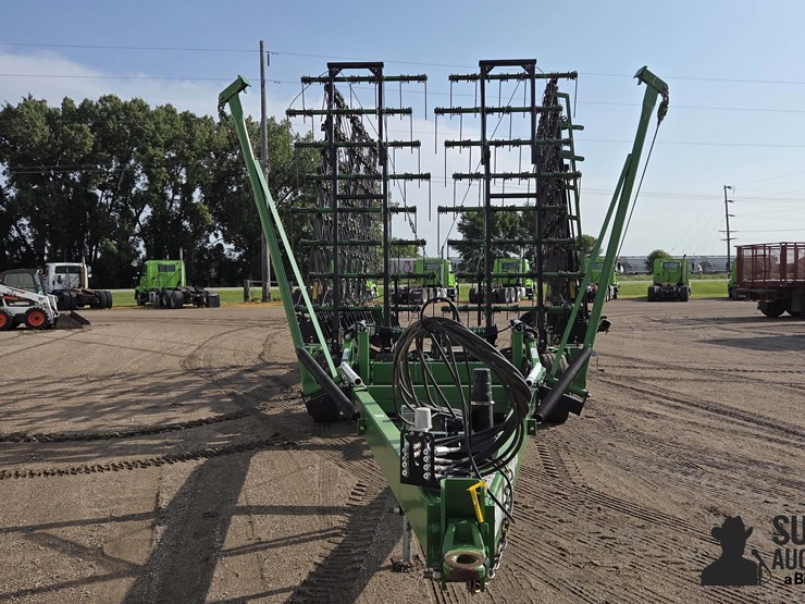 summers-sh3960-48'-super-harrow-image-2