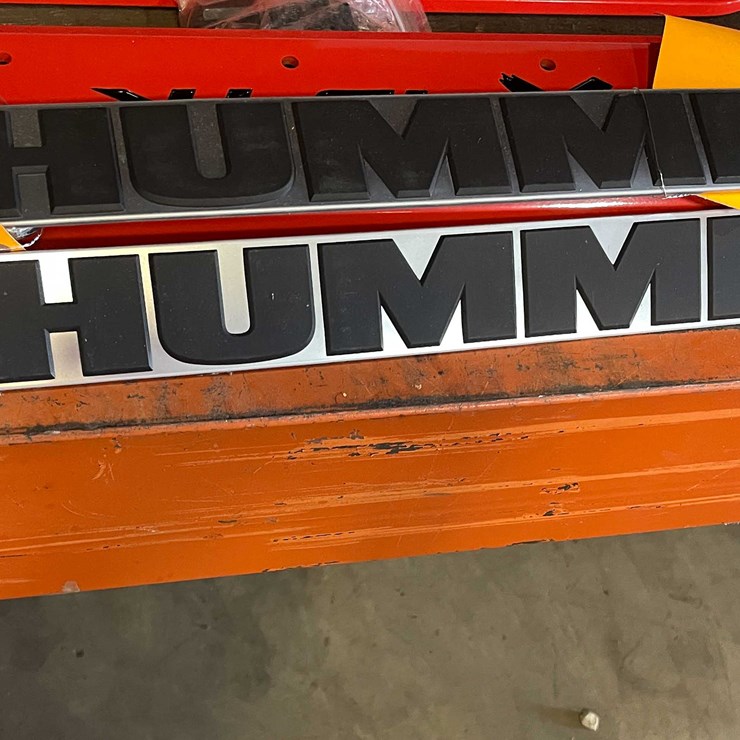 #2125 • Hummer Emblems (PR6)
