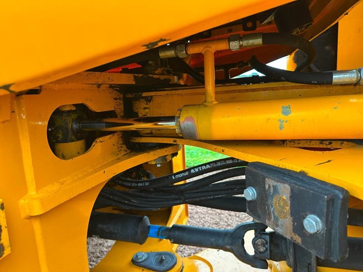 2002-jcb-411ht-image-23