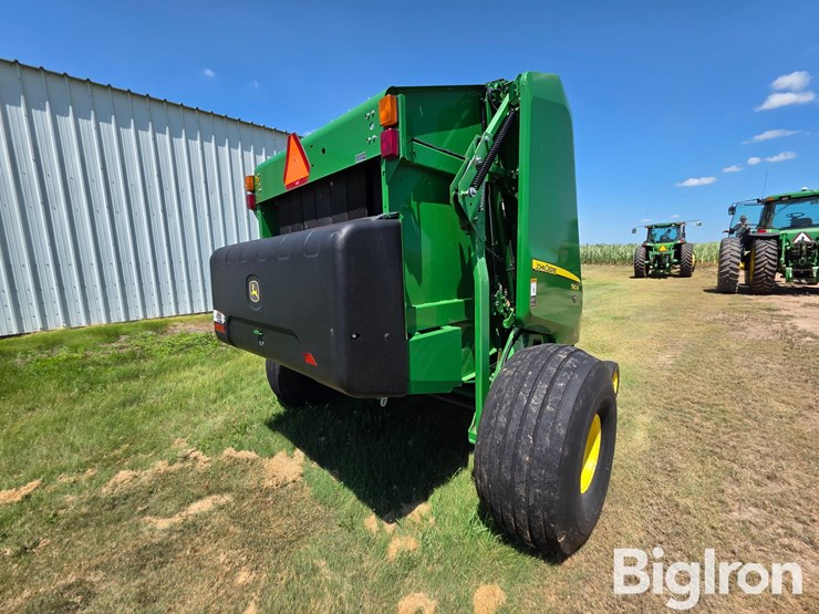 2019-john-deere-560m-image-5