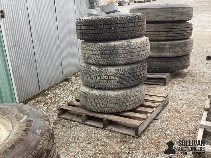 245/75r17-tires-&-rims-image-5