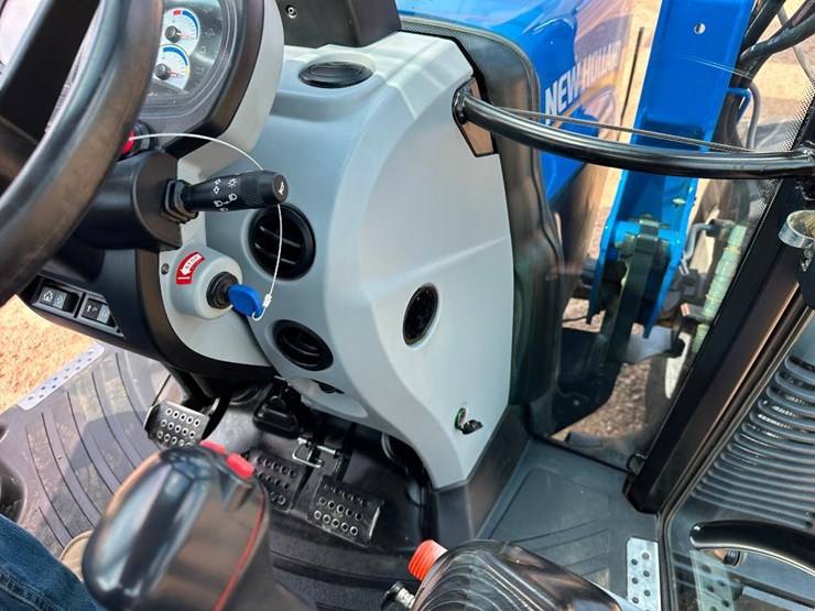2016-new-holland-t4.120-image-67