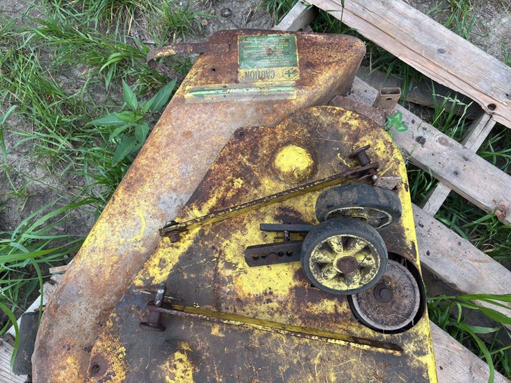 john-deere-110-image-79