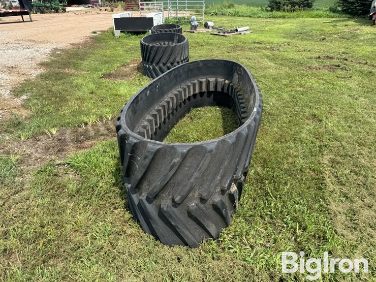 goodyear-30"-quad-track-track-image-4