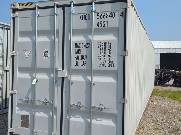 40-ft-shipping-container---xhcu56684045g1-image-1