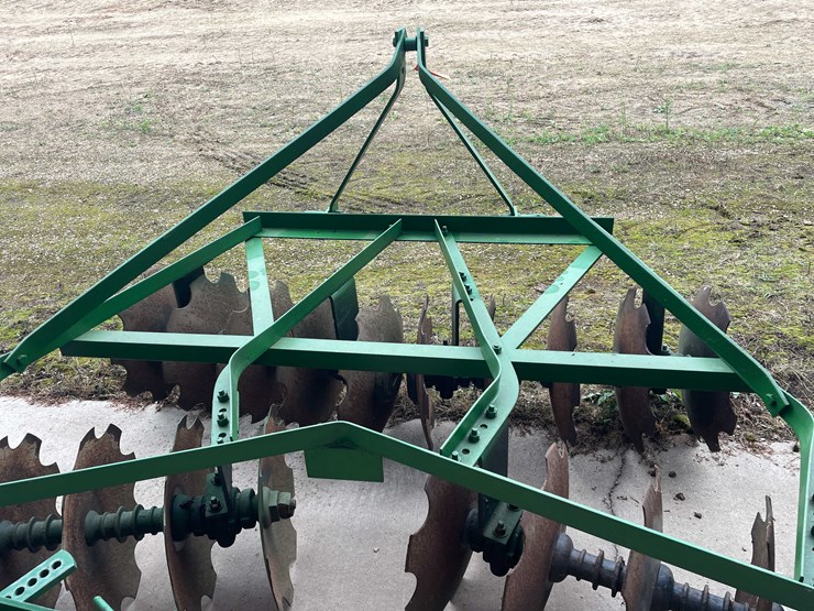#6697-•-pull-behind-disc-harrow-image-5