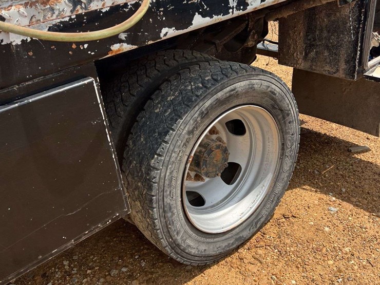 2018-dodge-ram-4500-image-30