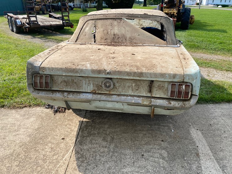 1964-1/2--ford-mustang---with-title-image-19