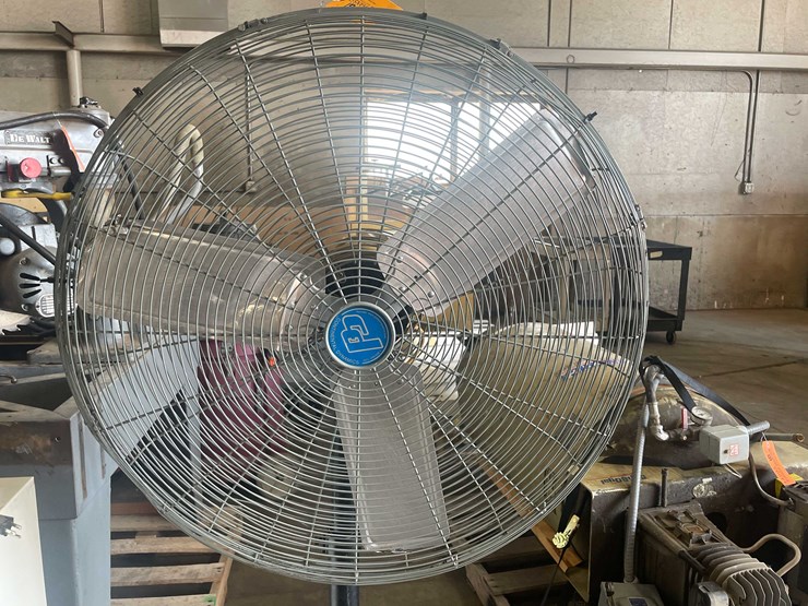 #2090-•-continental-dynamics-pedestal-fan-(wall-g)-image-2