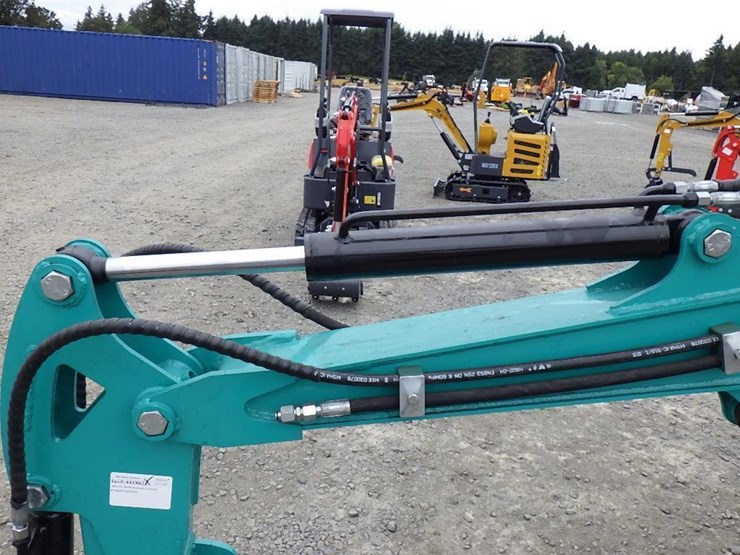 2025-cfg-h15r-hydraulic-excavator-image-7