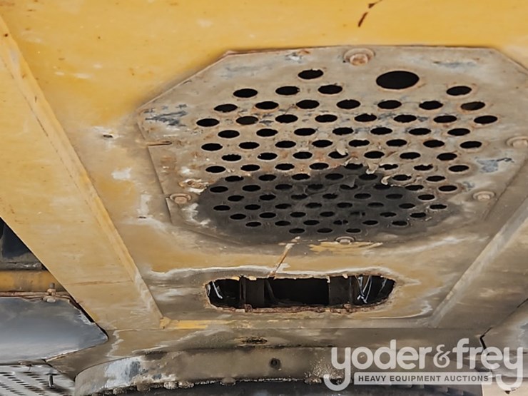2011-deere-250g-lc-image-49