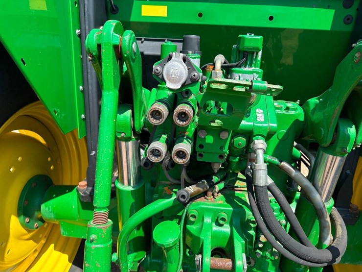 2007-john-deere-6215-image-26