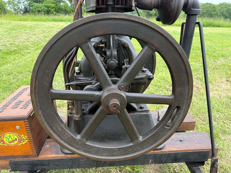 root-and-vandervoort-4hp-air-cooled-engine-image-10