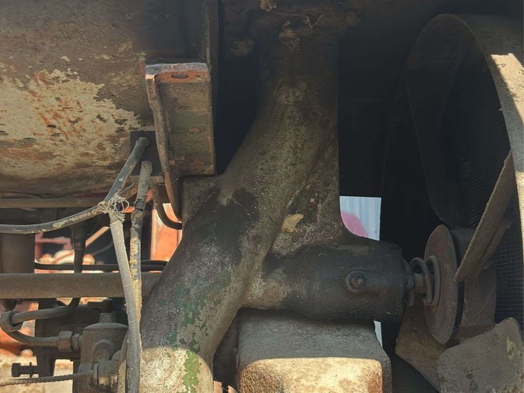 john-deere-model-w111-engine-image-11