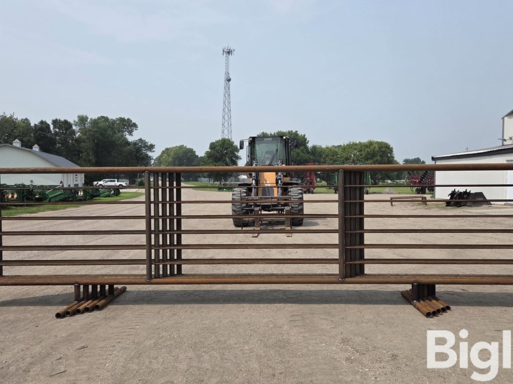 24'-free-standing-panels-(bid-per-unit)-image-6