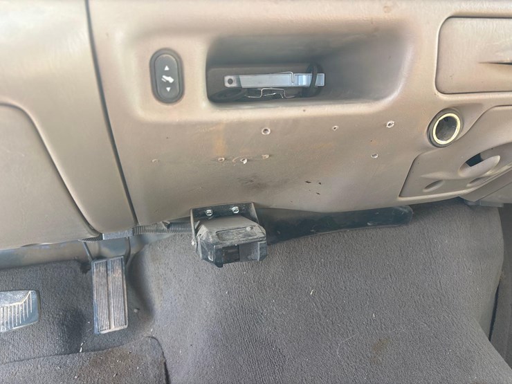 2003-ford-f350-image-25