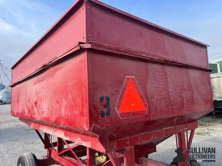 300-bu-gravity-wagon-image-19