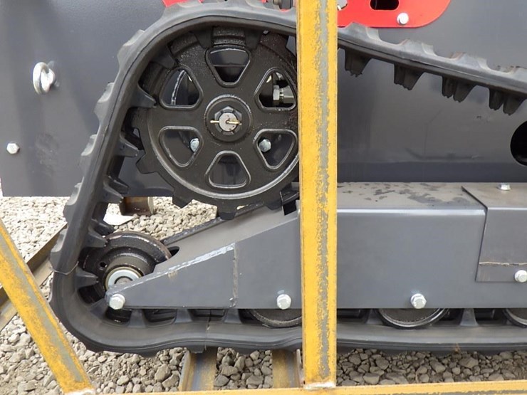 2025-agt-ysrt14-skid-steer-tracked-loader-image-8