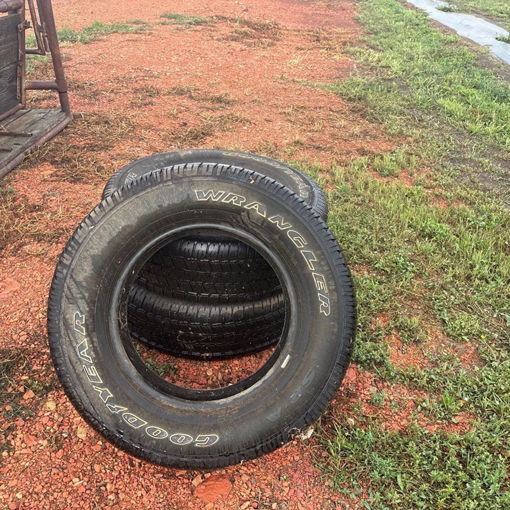Goodyear Wrangler SR-A Tires