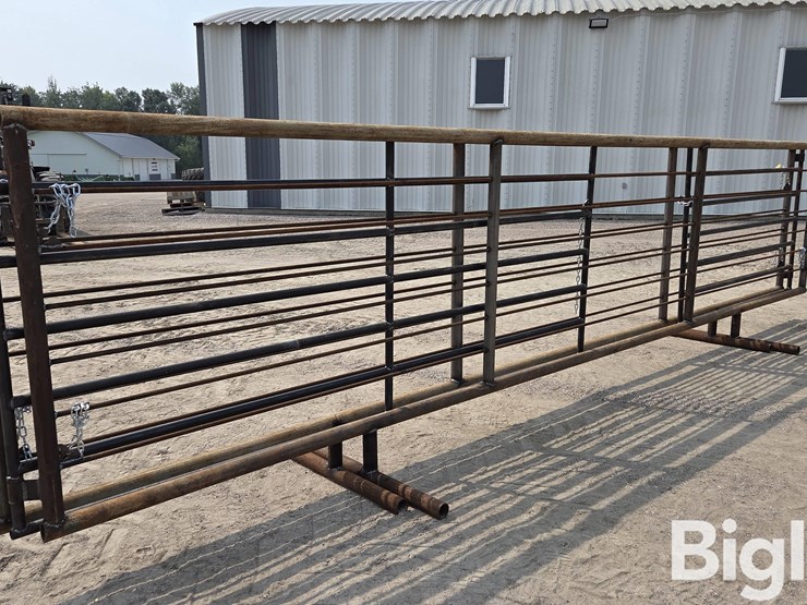 24'-free-standing-panel-w/-swing-gates-(bid-per-unit)-image-5