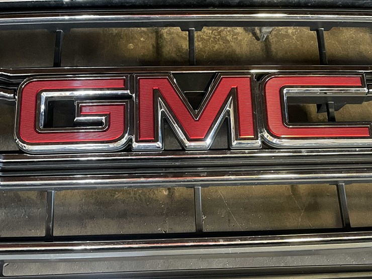 #2128-•-gmc-grille-(pr5)-image-5