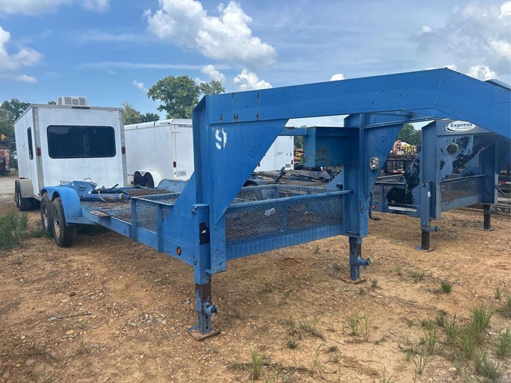 2012-76"-x-20'-t/a-gooseneck-trailer-image-5