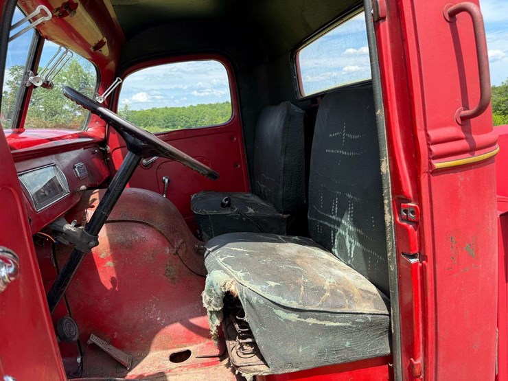 ford-custom-pickup-original-paint-image-24