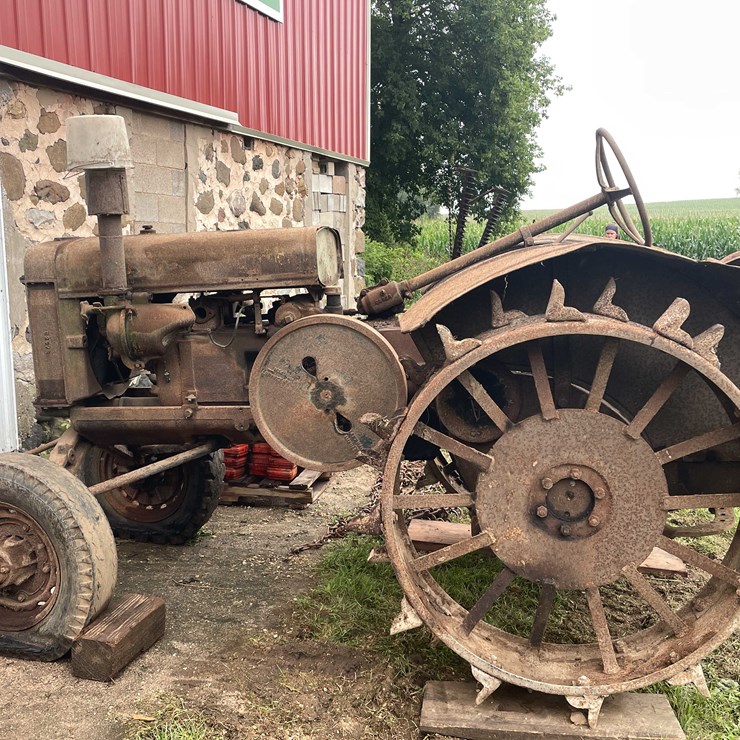 #7485 • 1928 John Deere Tractor