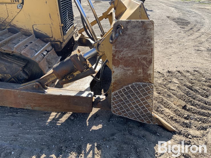 2006-caterpillar-d6r-image-18