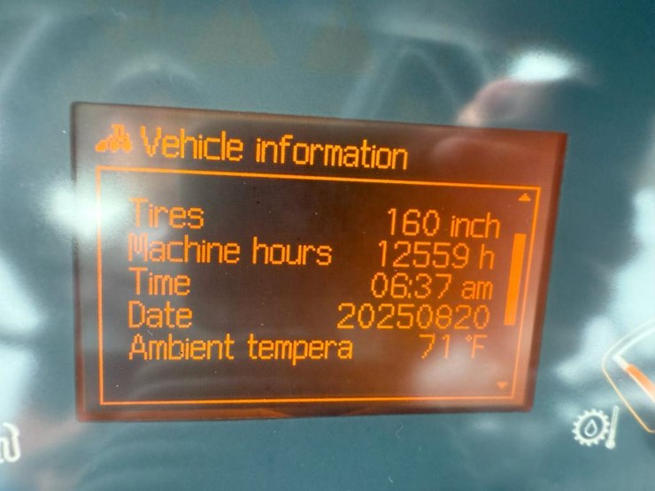 2012-volvo-l50f-image-61