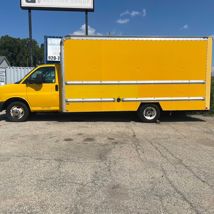 #1296 • 2012 GMC Savana Box Truck (Has WI Title) (OF)