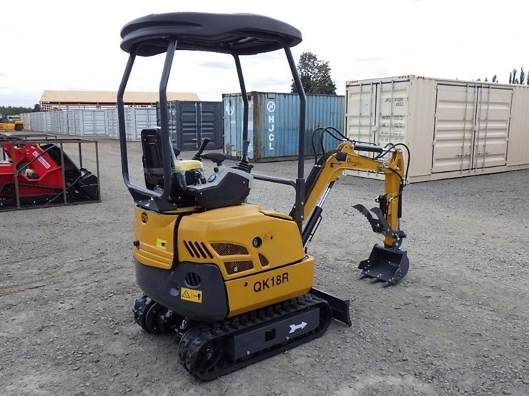 2025-cfg-qk18r-hydraulic-excavator-image-3