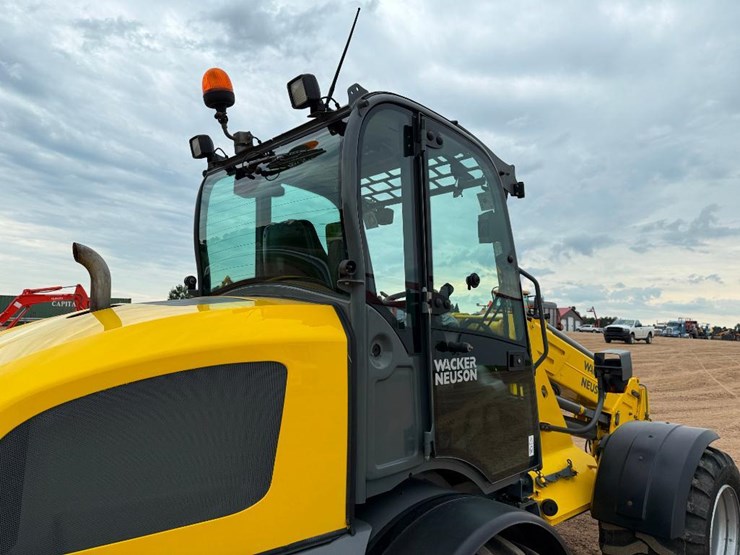2015-wacker-neuson-wl60t-image-27